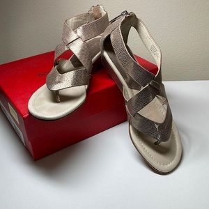 Donald Pliner sandals